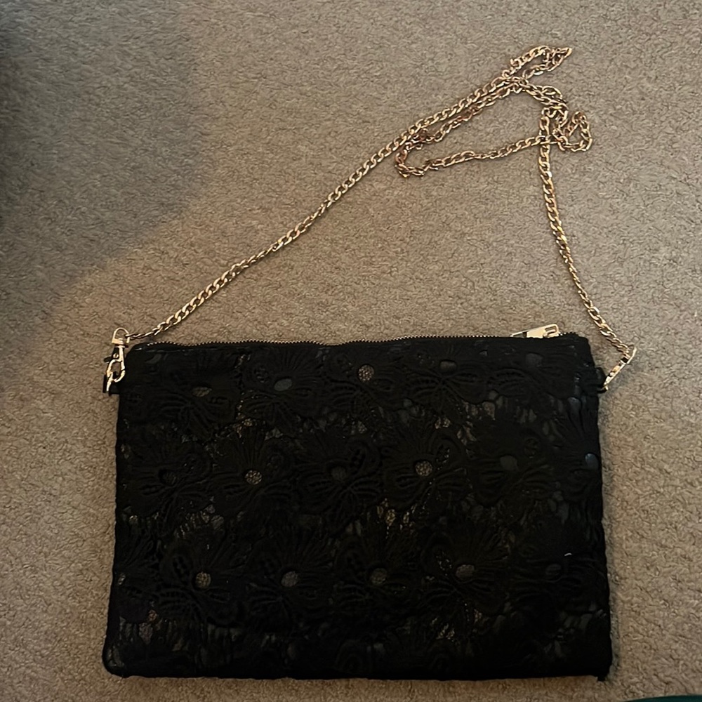 Lace black purse with gold chain